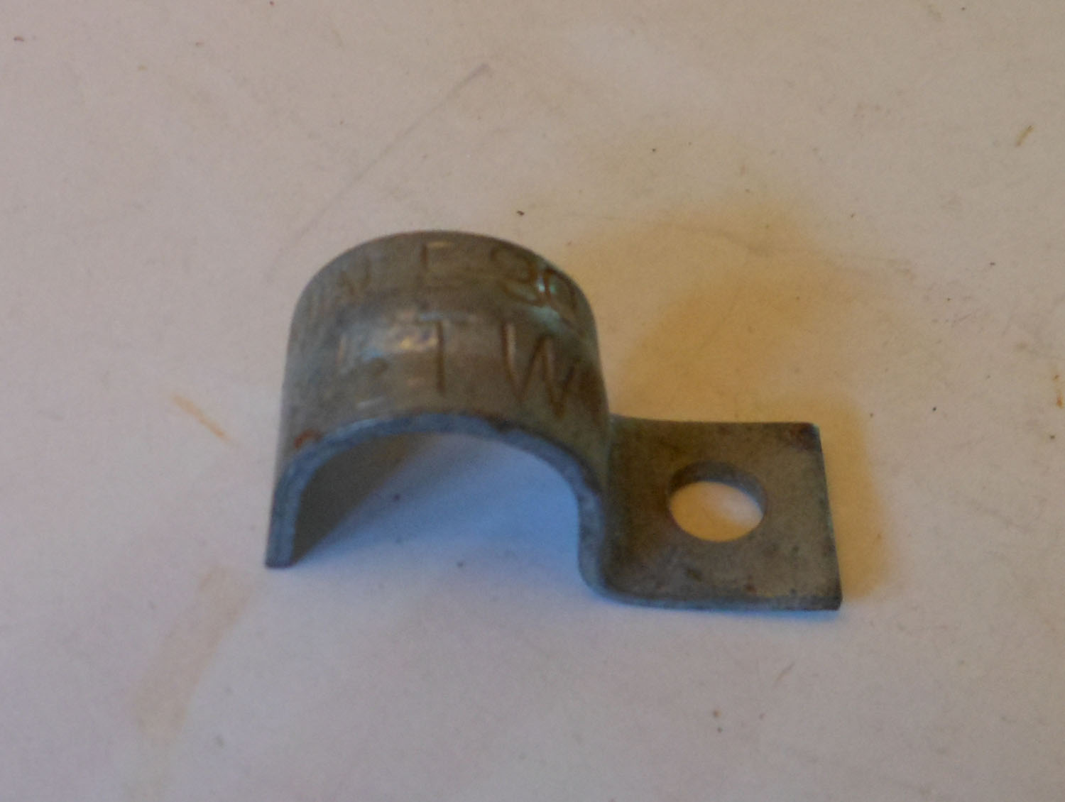 Clamp 1/2" EMT Strap 4 Clamp 1/2" EMT Strap