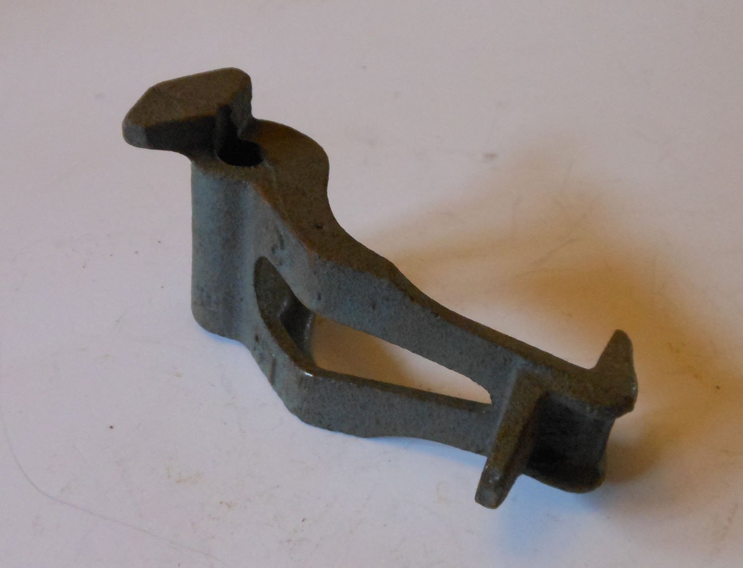Hook 4 1/16"L 4 Hook 4 1/16"L