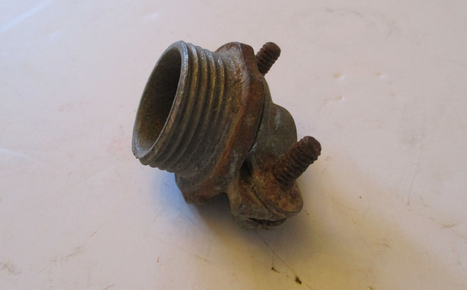 Connector 15/16" Conduit 5 Connector 15/16" Conduit