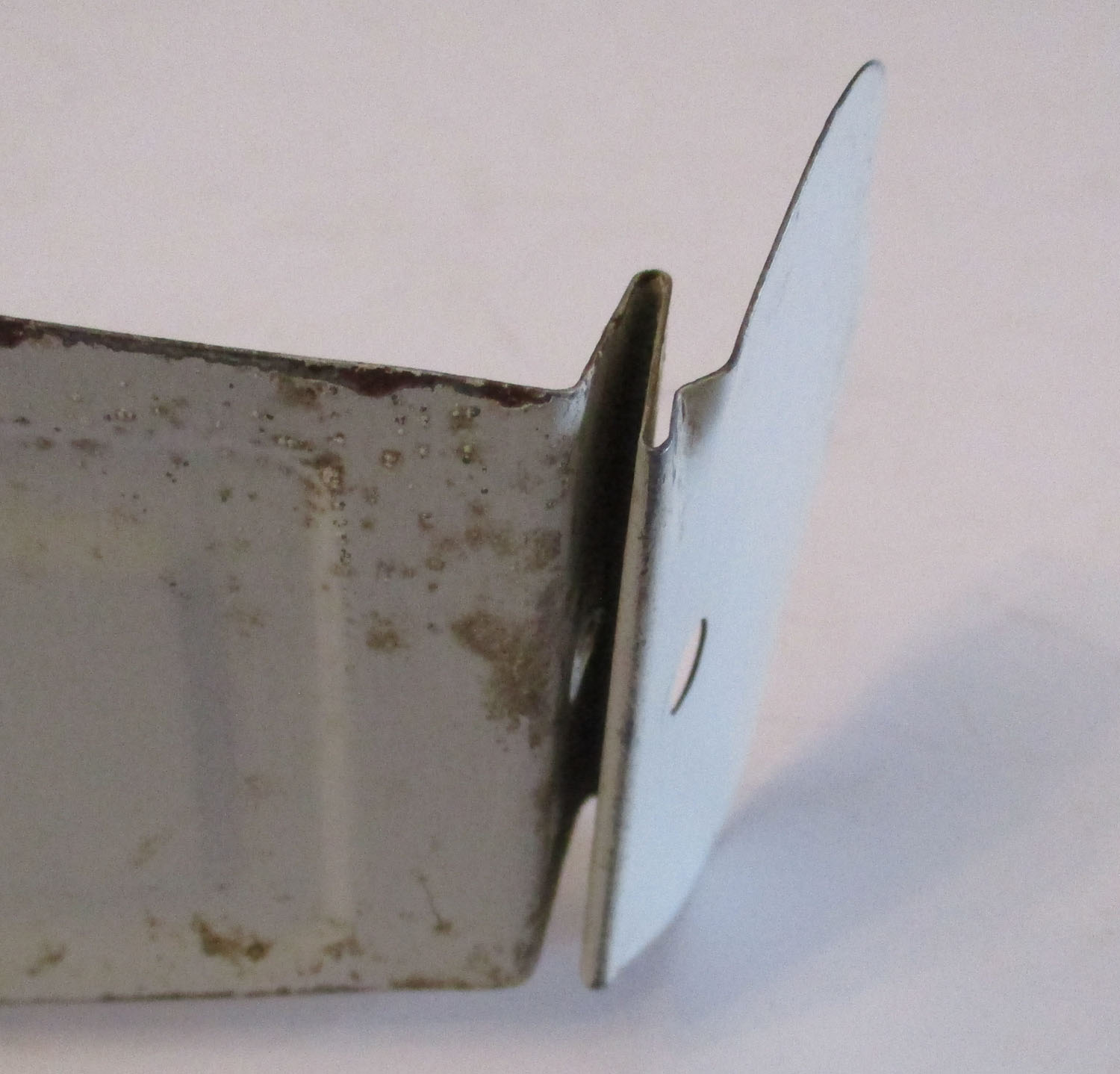 Bracket White Metal 10 3/4"L 6 Bracket White Metal 10 3/4"L