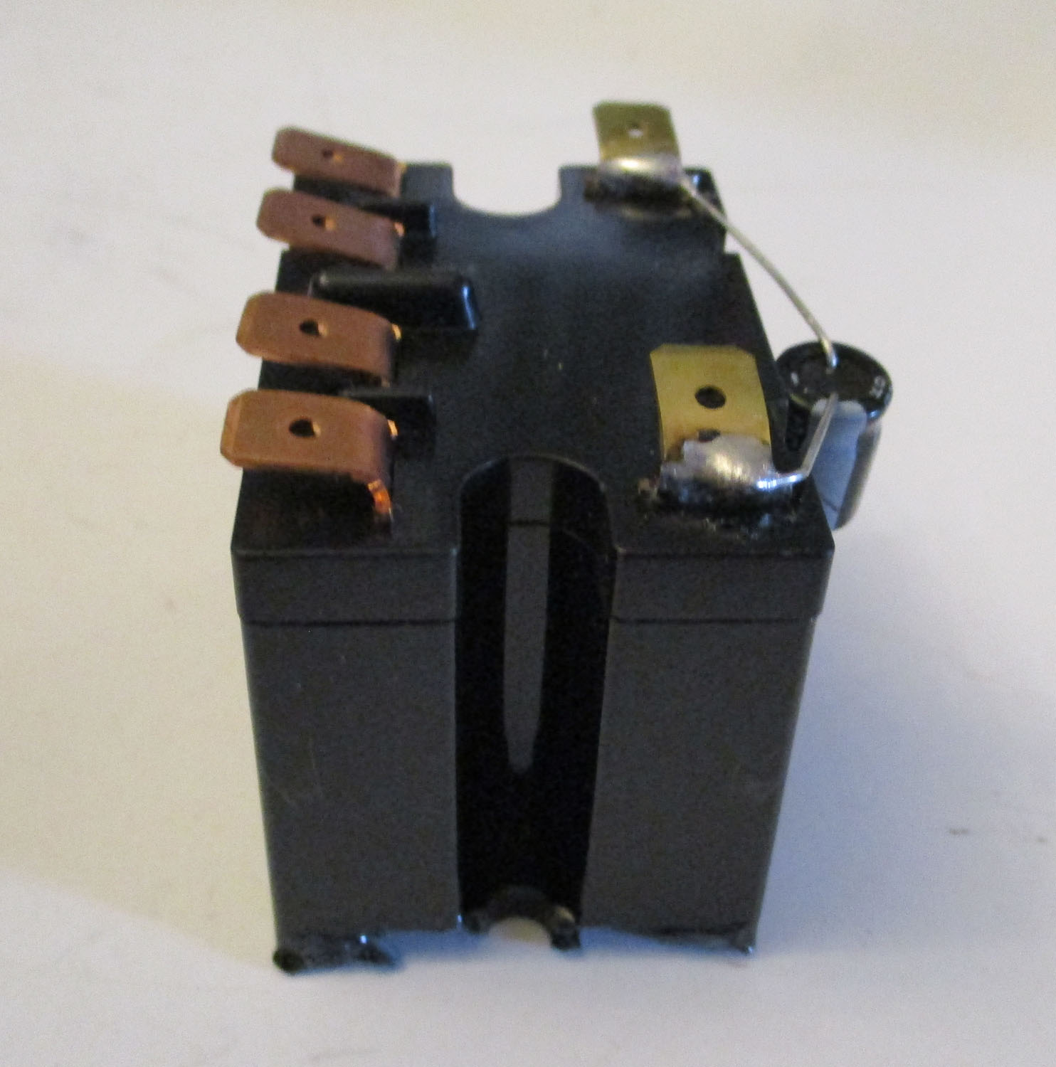 Relay For Liquid Level Control With Start Capacitor 100Μf 50V