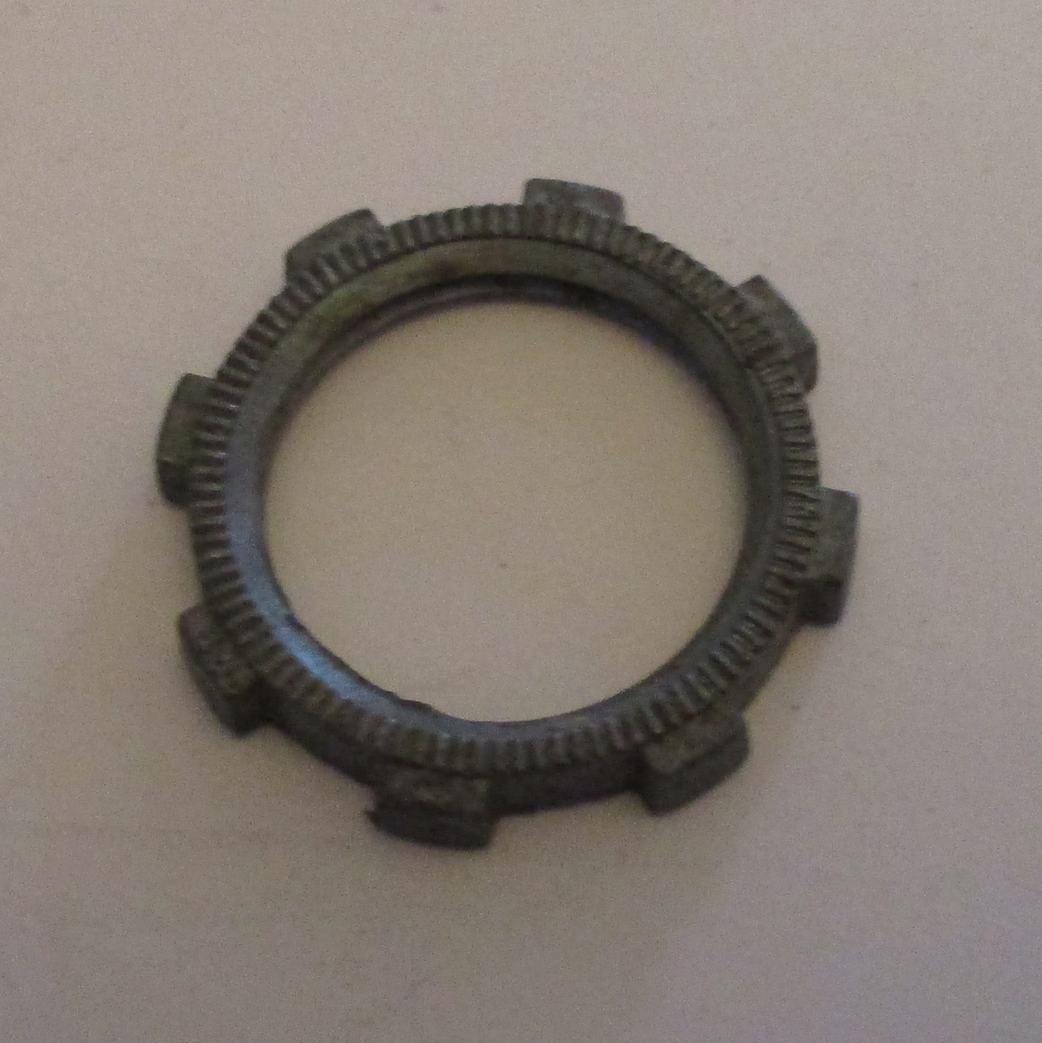Locknut, 1 1/8"OD with Tabs 4 Locknut 1 1/8"OD with Tabs