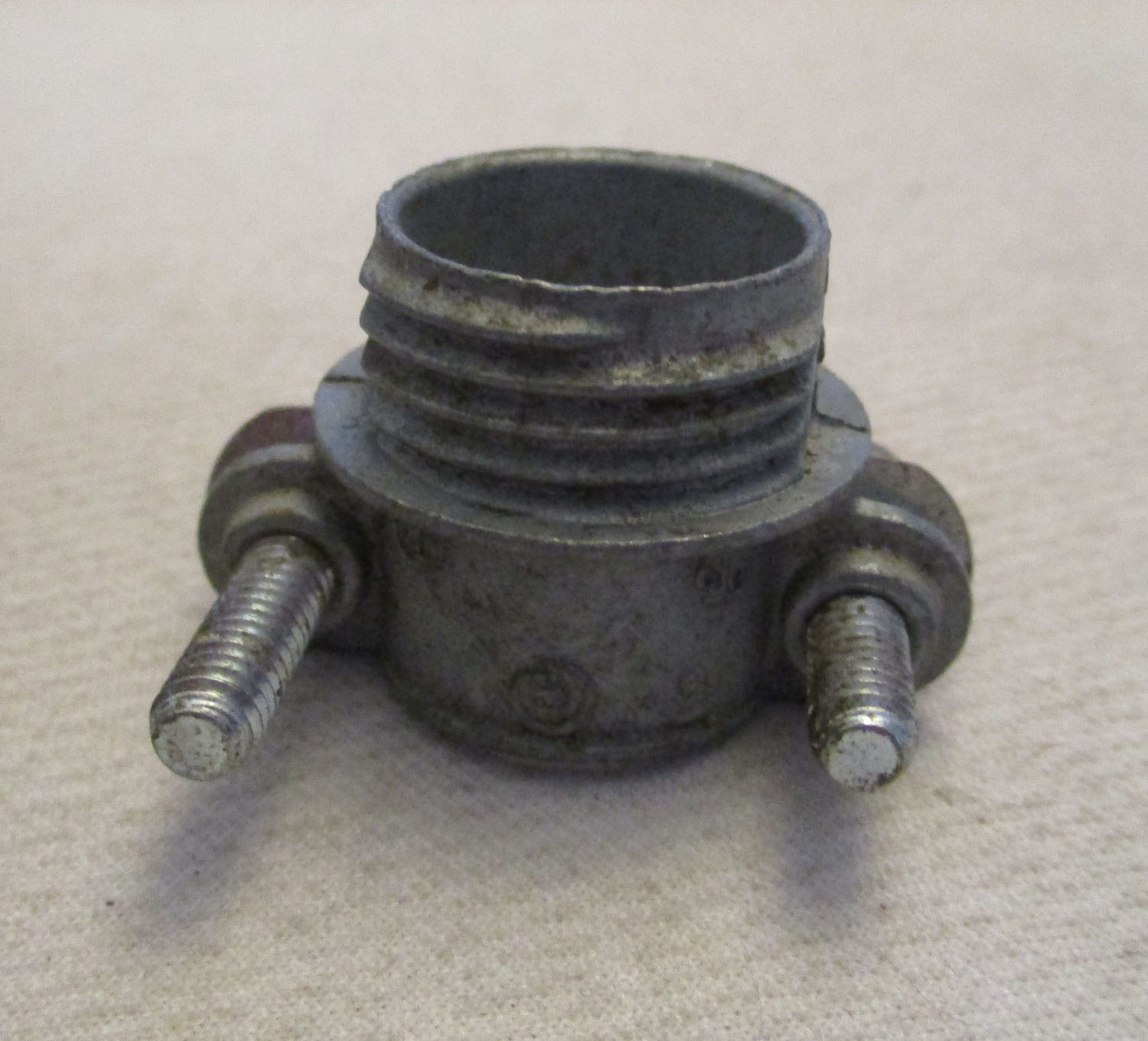 Connector Conduit THD 5/8"OD 4 Connector Conduit THD 5/8"OD