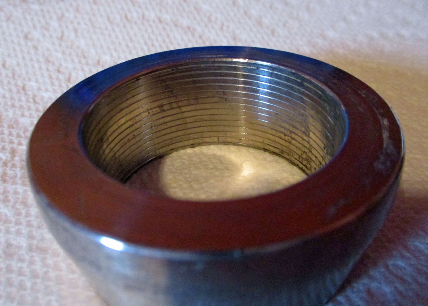 Roll-On Flush Ferrule for 1 1/2" Pipe 5 Ferrule Flush Roll-On Glass 1 7/8"-2 32"OD, 1 1/2"-1 13/16"ID