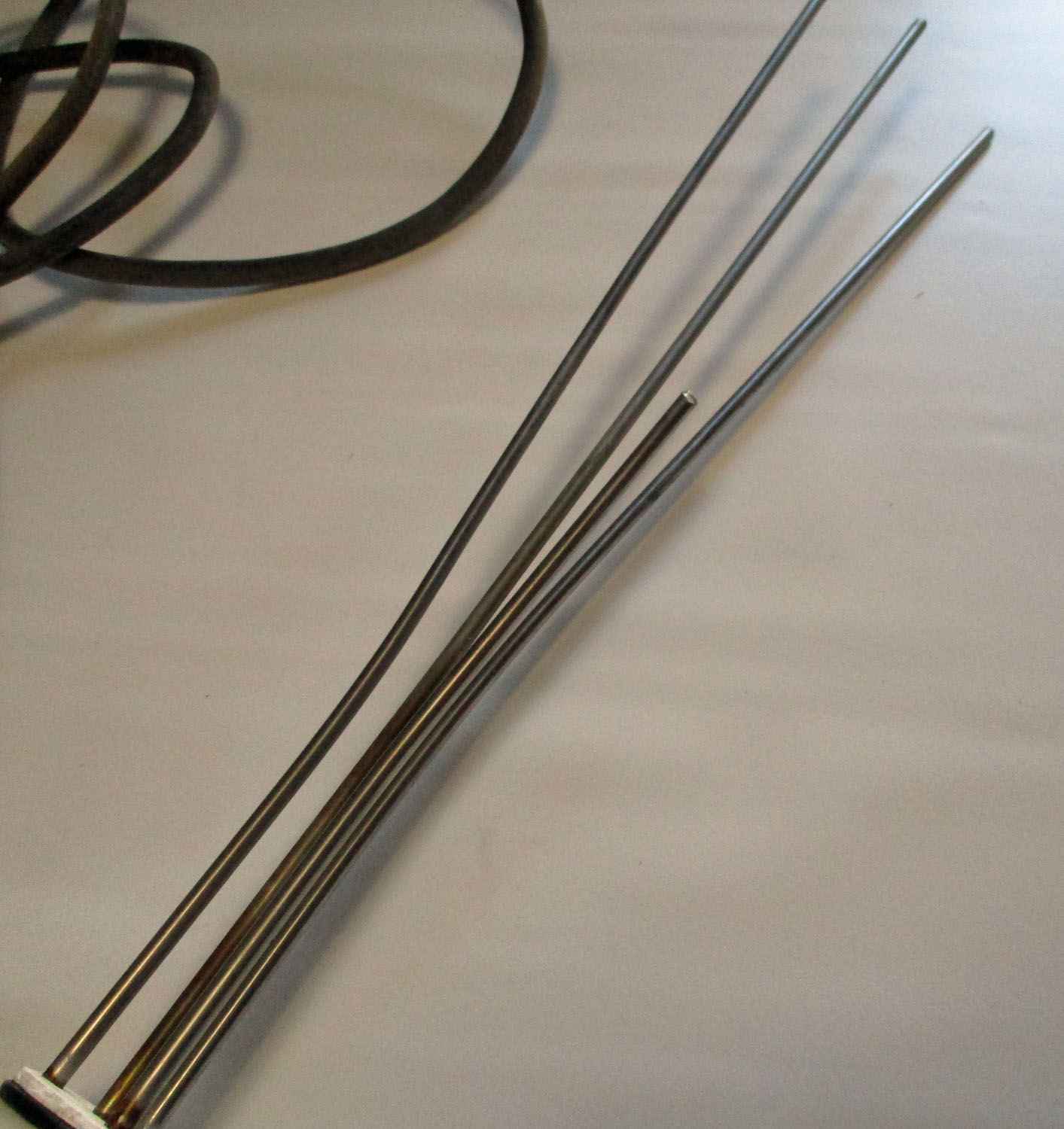 Cap & Cover w/ 4 Probes 15 3/4"L & 15 1/2"L & 15"L & 8"L 7 Cap & Cover w/ 4 Probes 15 3/4"L & 15 1/2"L & 15"L & 8"L