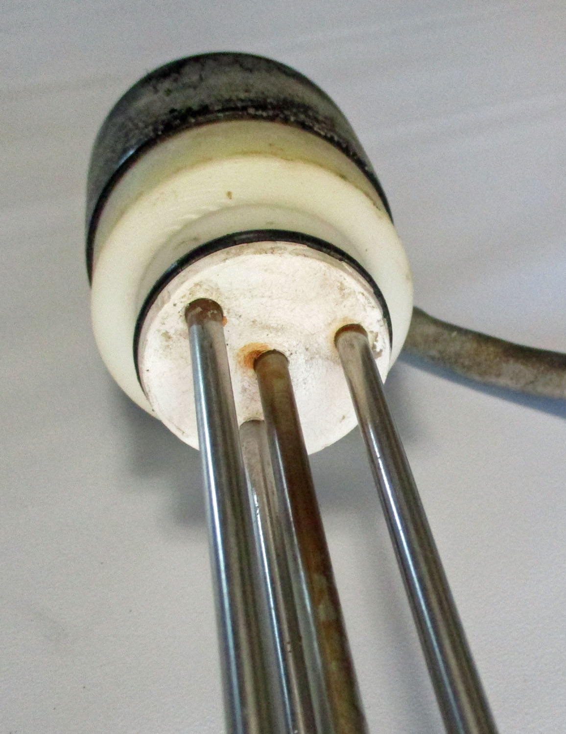Cap & Cover w/ 4 Probes 15 3/4"L & 15 1/2"L & 15"L & 8"L 8 Cap & Cover w/ 4 Probes 15 3/4"L & 15 1/2"L & 15"L & 8"L