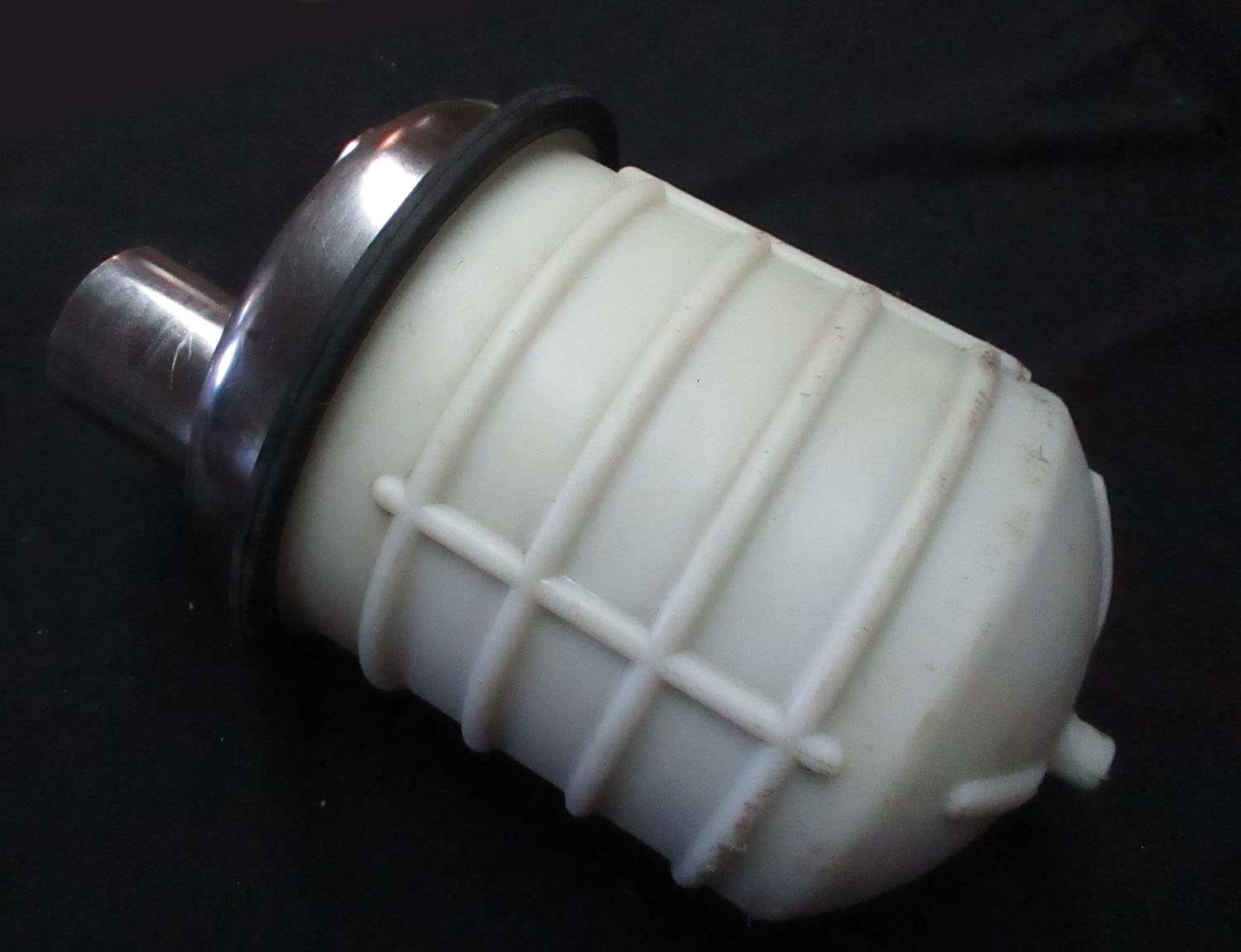 Trap, Surge w/Ball 9 Trap 10 1/2"OD w/ Ball