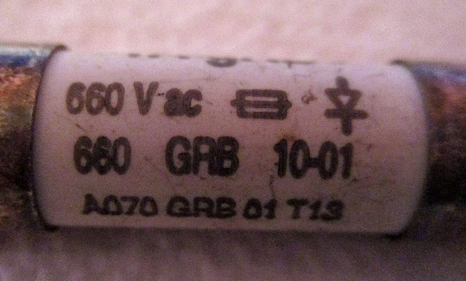 Fuse Cartridge for Vacuum on Demand, 1 Amp, 660V, 1 1/2"L 6 Fuse Cartridge VOD 1 Amp 660V 1 1/2"L