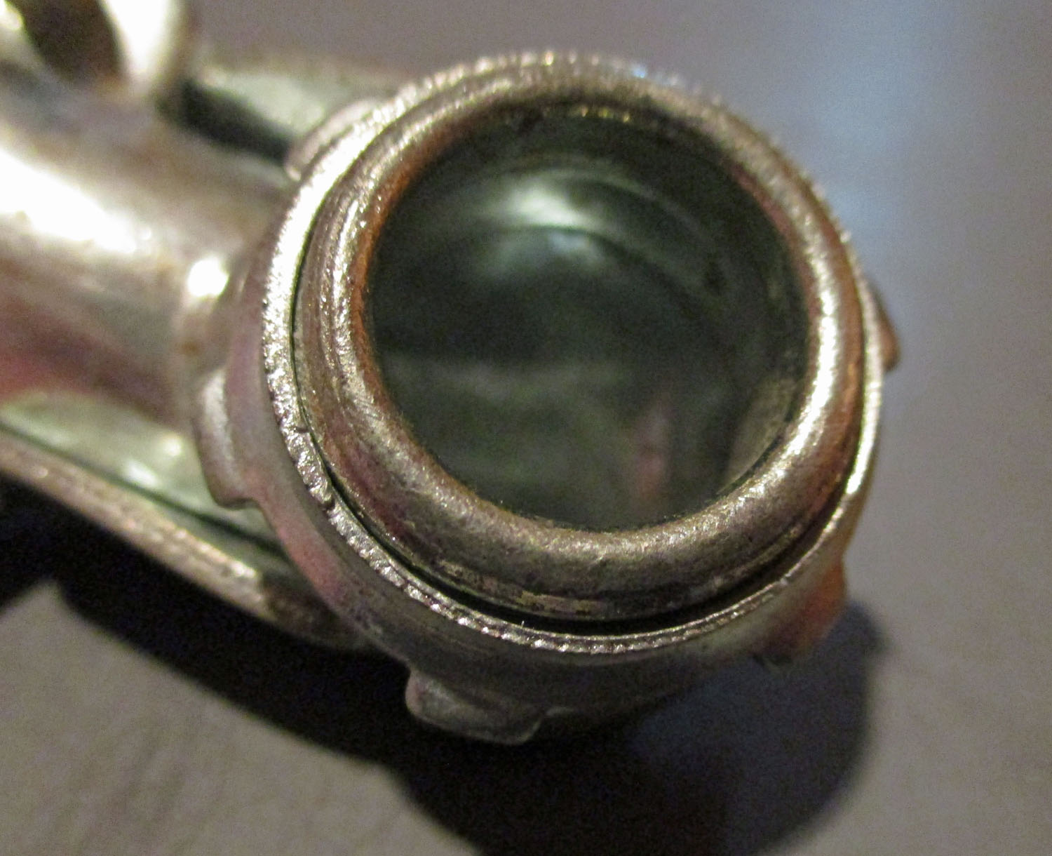 90° Squeeze Connector, Non-Insulated 2"L 9 Connector Squeeze 90° Non-Insulated 2"L