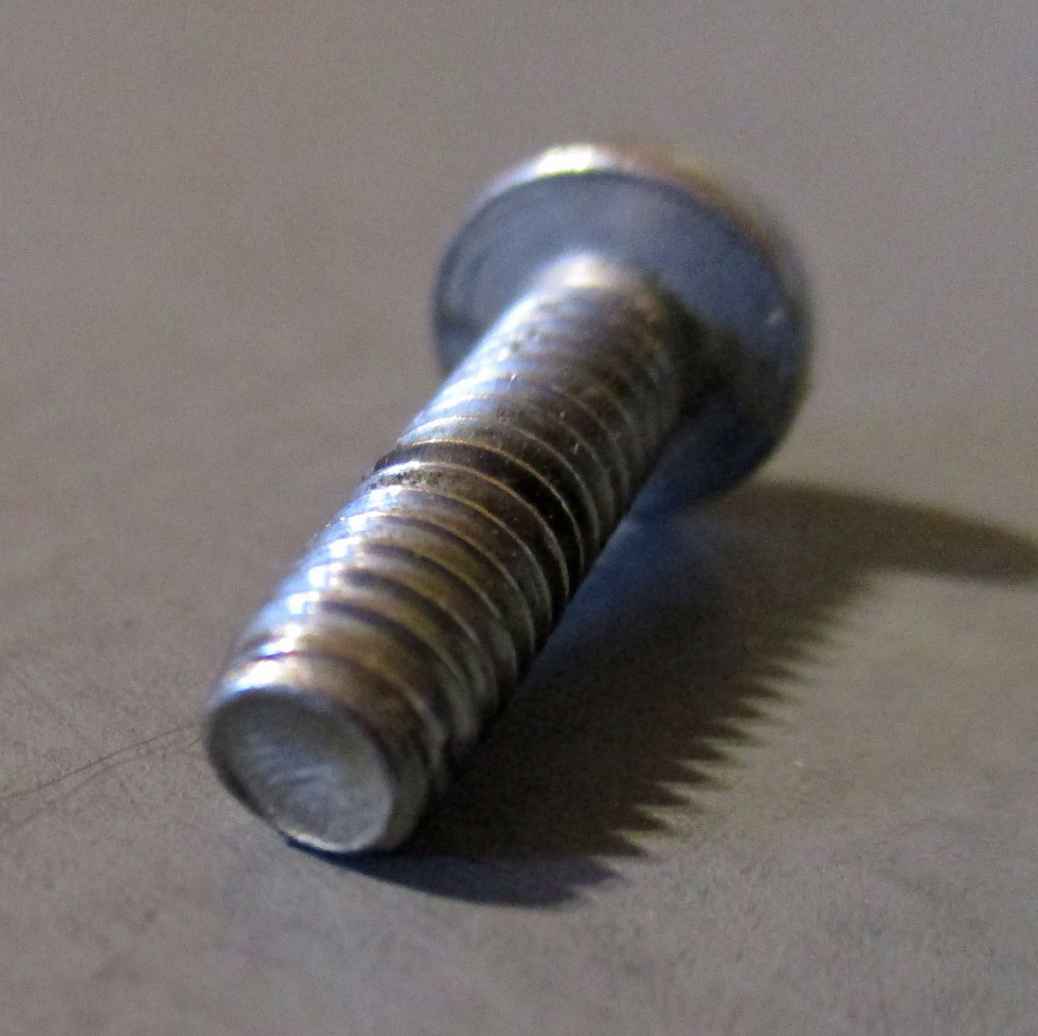 Screw, Pn Sl, 5/8&Amp;Quot;L #8-32 Thd Sz, Pkg./3