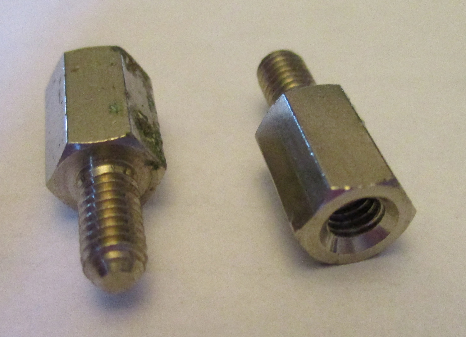 Standoff, #8-32 THD SZ Pkg of 2 4 Standoff, #8-32 THD SZ Pkg of 2