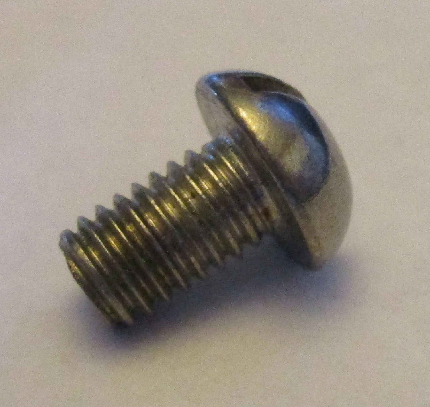 Screw, RH SL #10-32 THD SZ, 7/16"L 4 Screw, RH SL #10-32 THD SZ, 7/16"L
