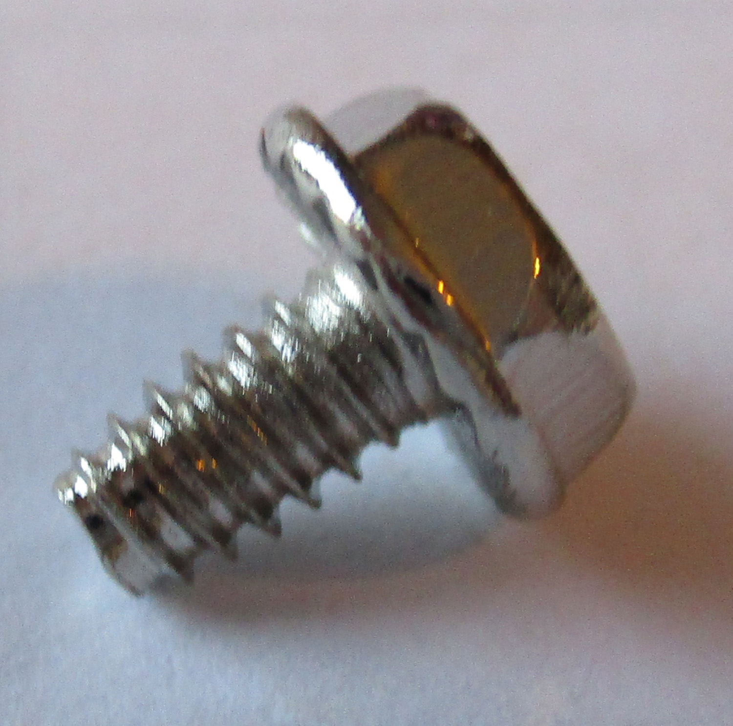 Screw, Hex PH w/Washer, 3/8"L #6-32 THD SZ, Pkg./5 4 Screw, Hex PH w/Washer, 3/8"L #6-32 THD SZ, Pkg./5