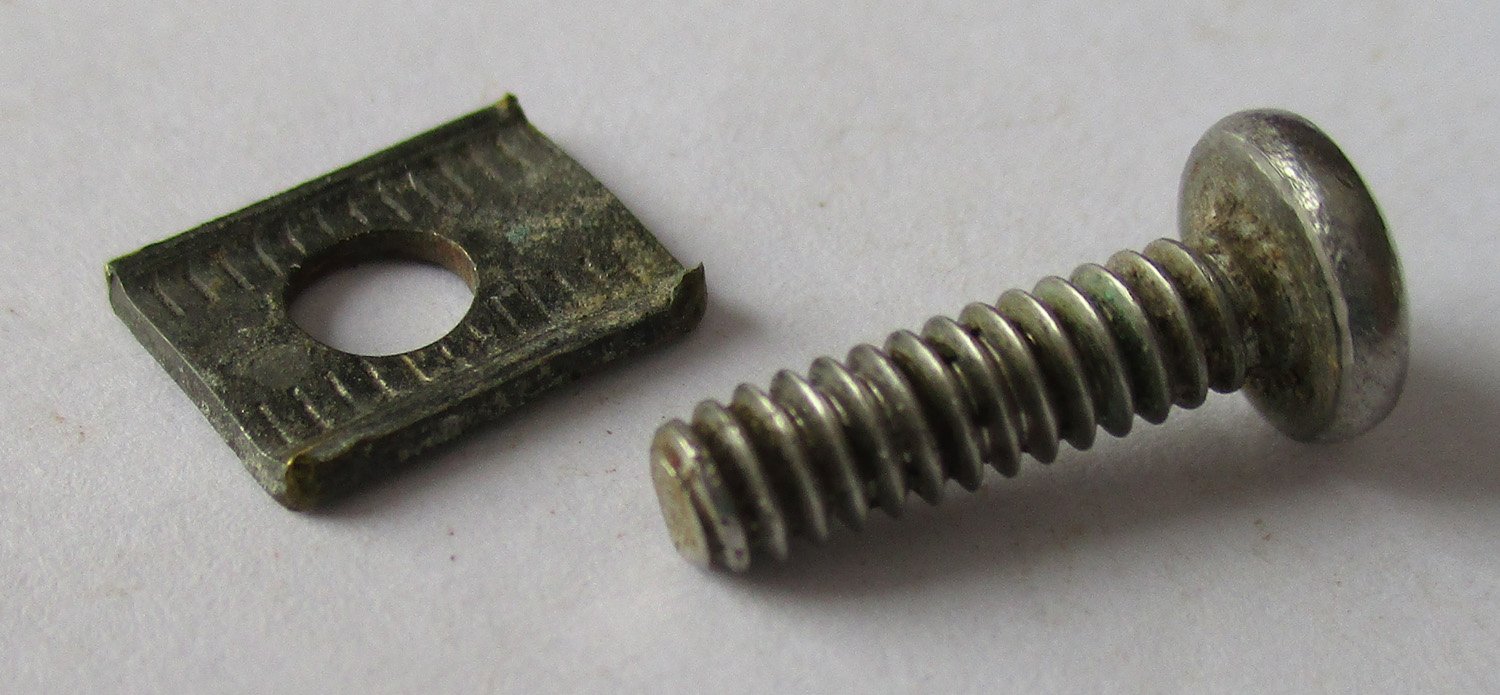 Screw, PN PH w/Washer, 9/16"L #6-32 THD SZ 4 Screw, PN PH w/Washer, 9/16"L #6-32 THD SZ