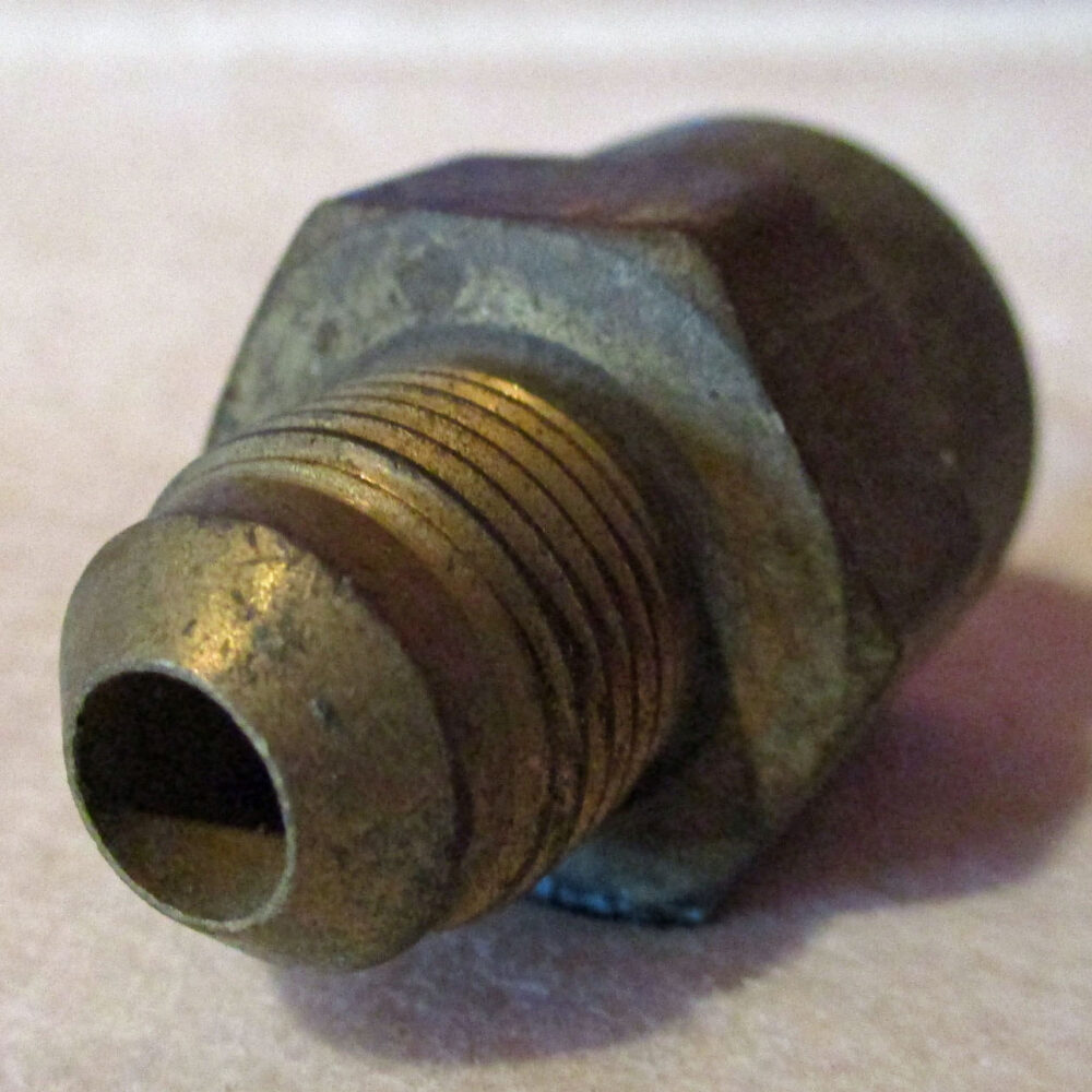 Nipple Brass Threaded x Slip 1 7/16"L