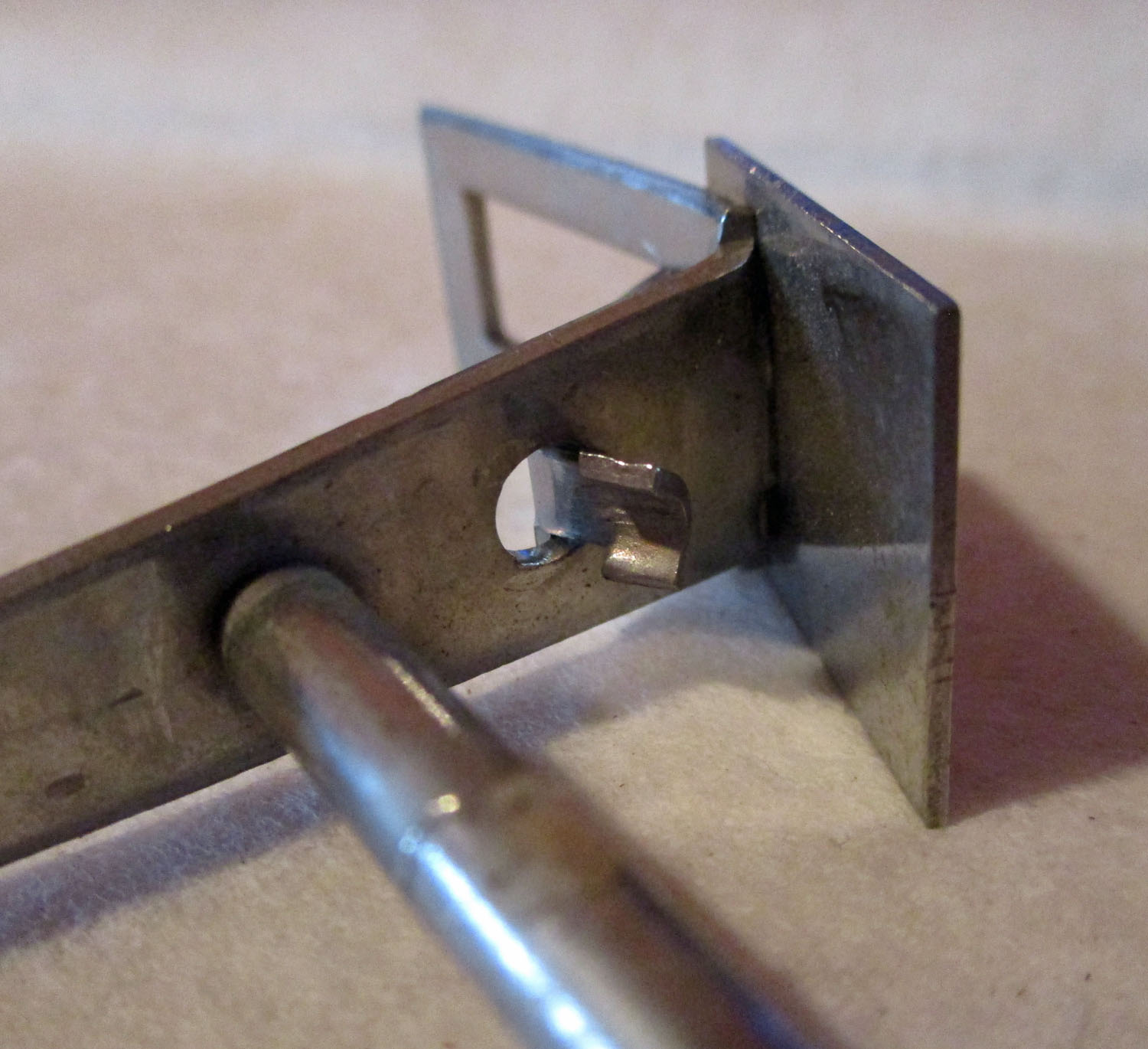 Hook w/Spool Holder, 3 1/8"W 7 Hook w/Spool 3 1/8"W