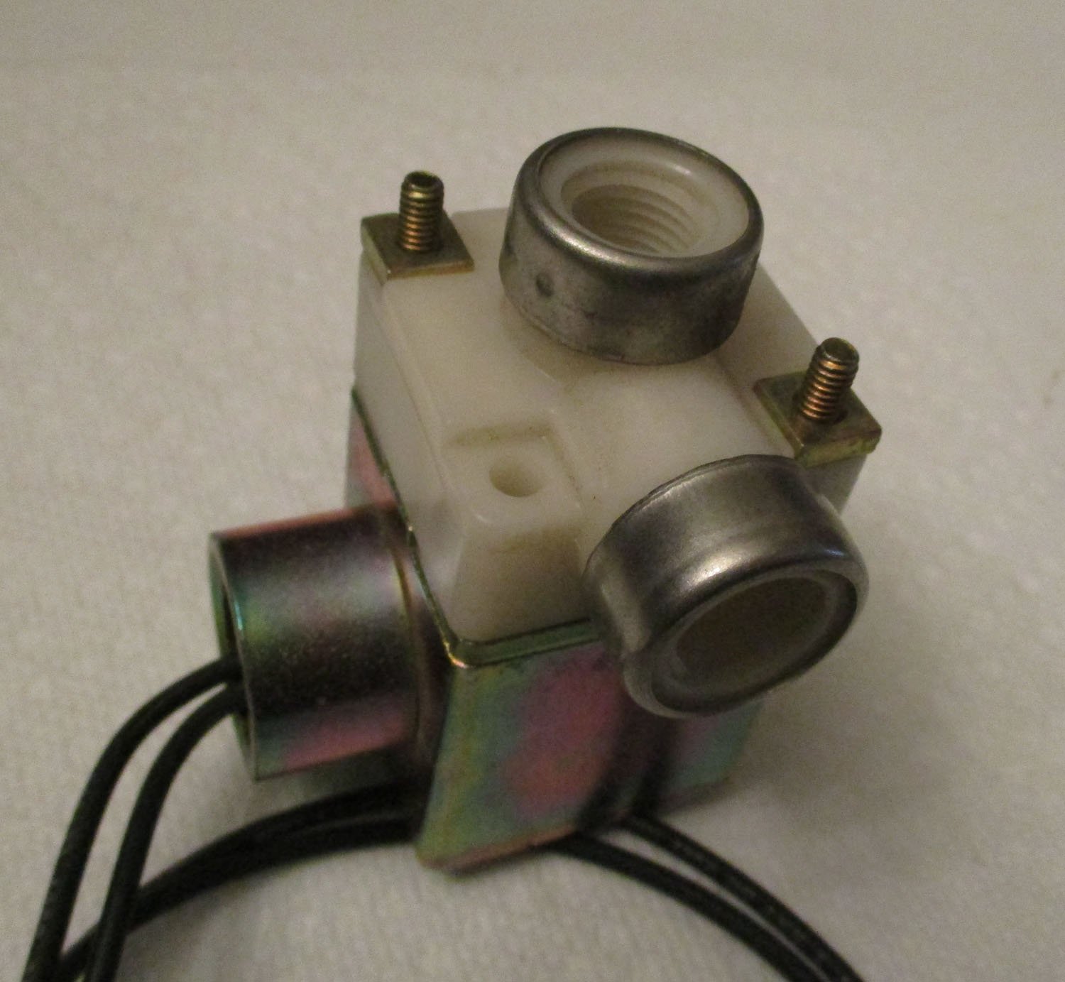 Valve Vacuum ASM 115V 60HZ 10W 8 Valve Vacuum ASM 115V 60HZ 10W