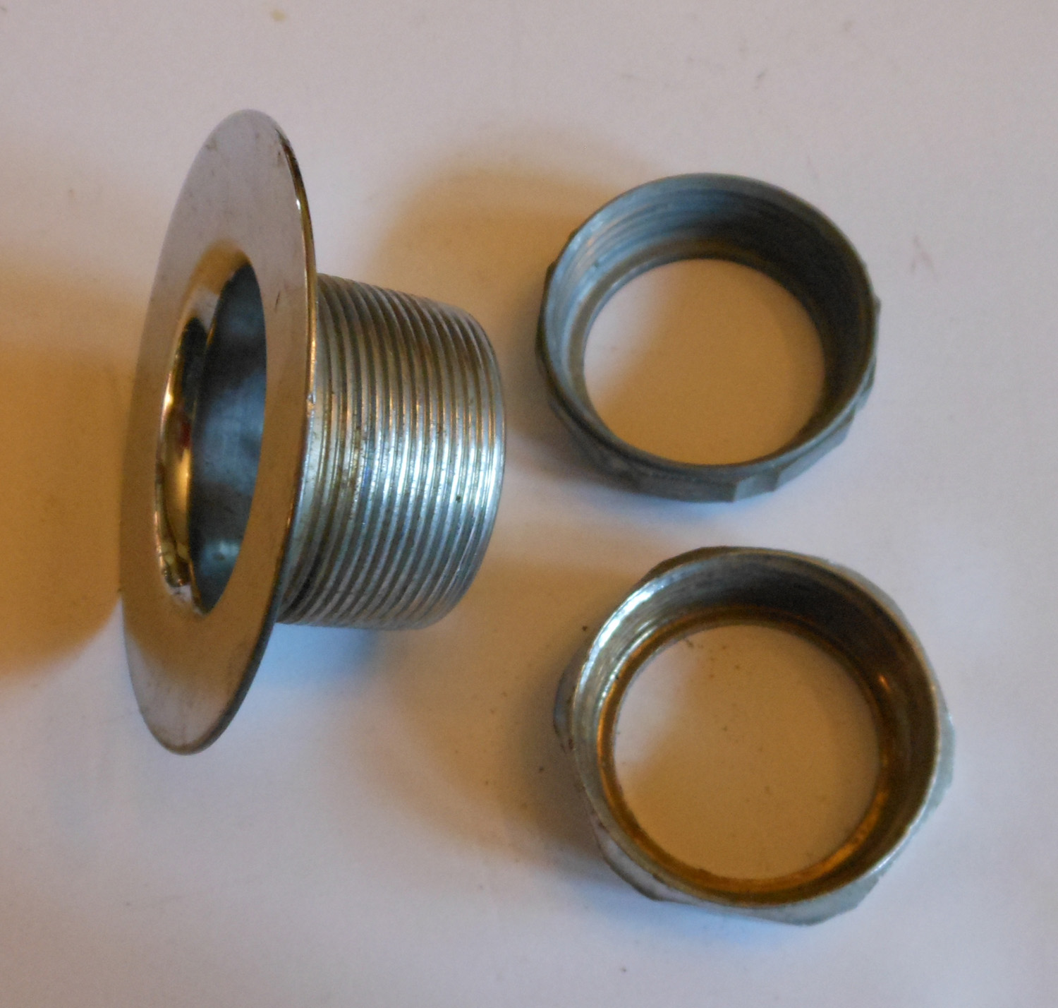 Strainer Sink w/2 Collars 5 Strainer Sink w/2 Collars