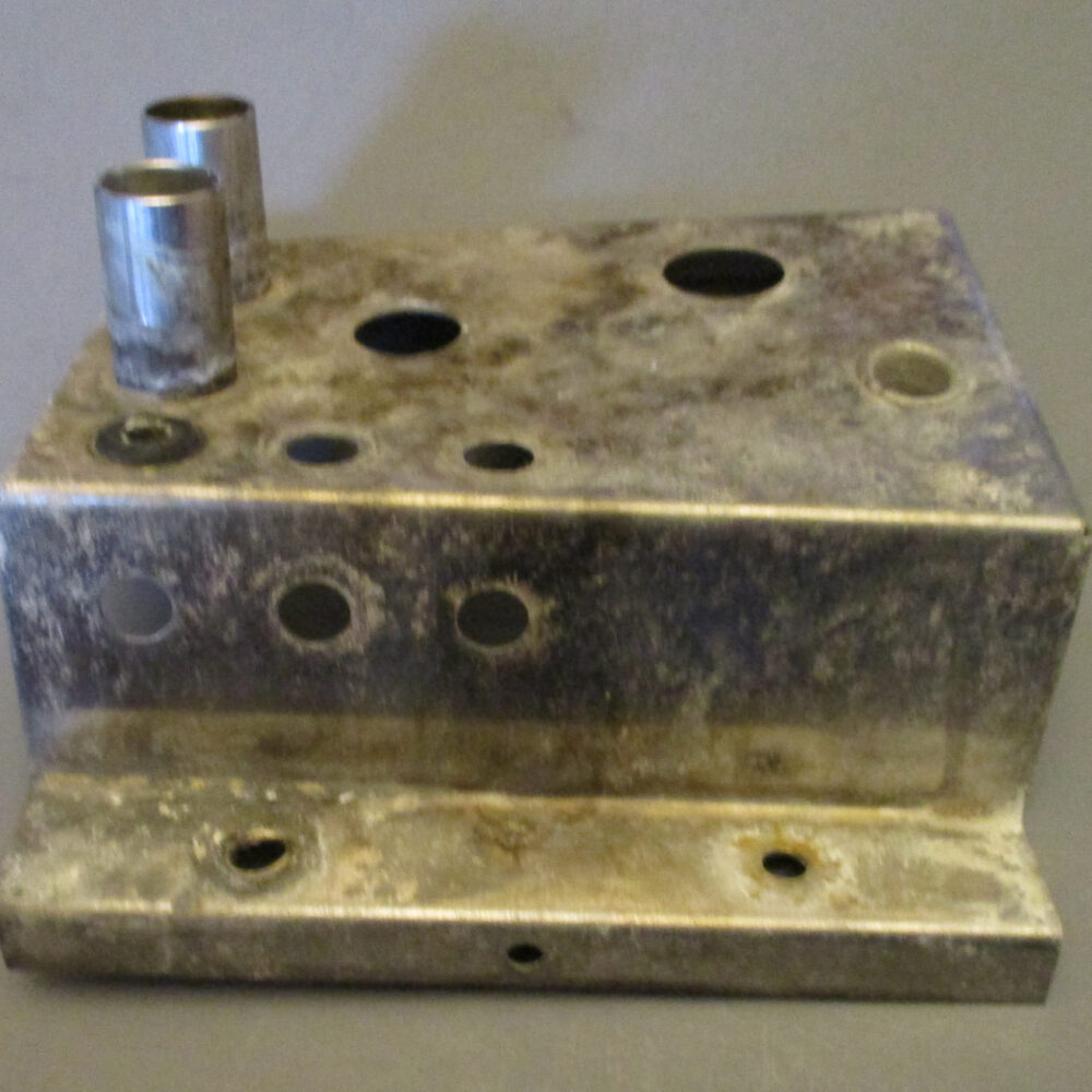 Sink Base, Metal 6"W