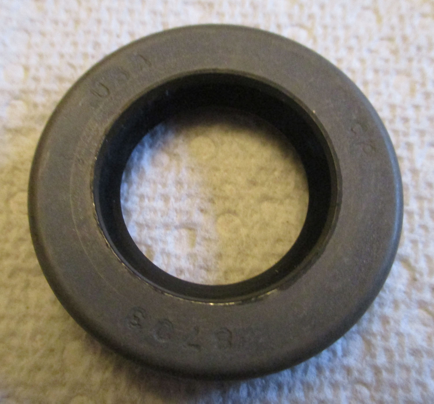 Seal, Oil for 4M Suterbilt Pump 4 Seal, Oil for 4M Suterbilt Pump