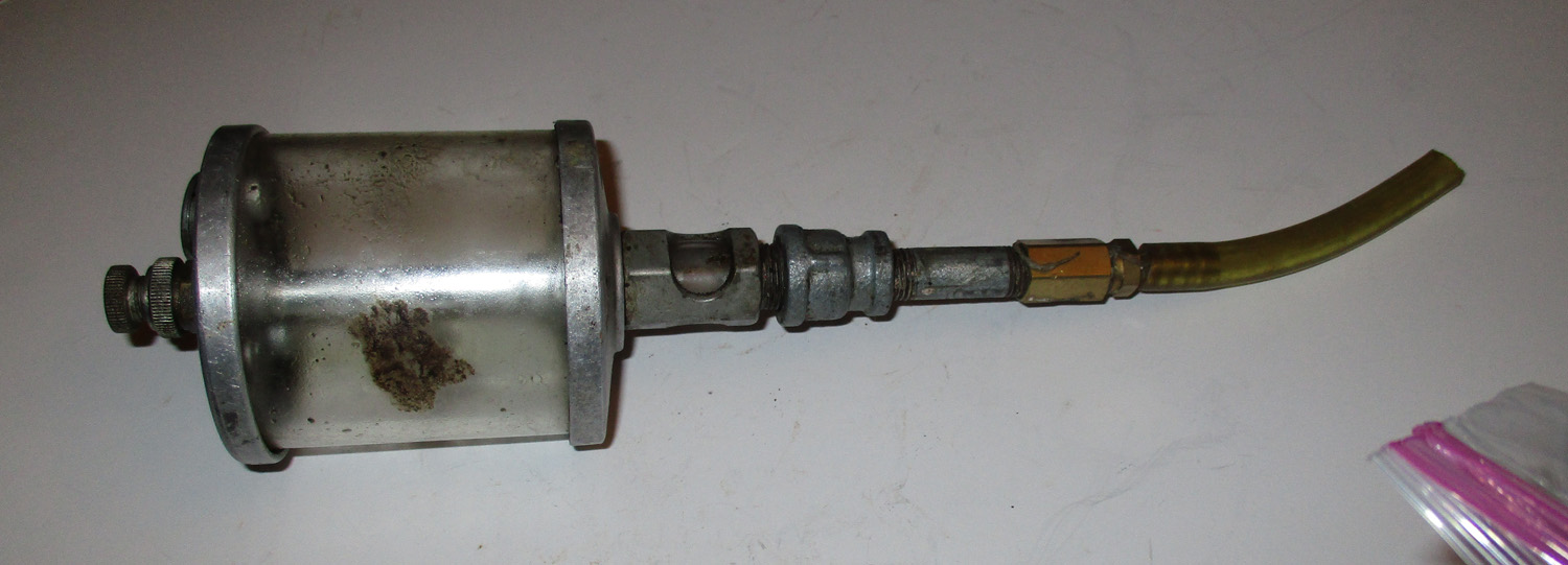 Container Oil W/Hardware