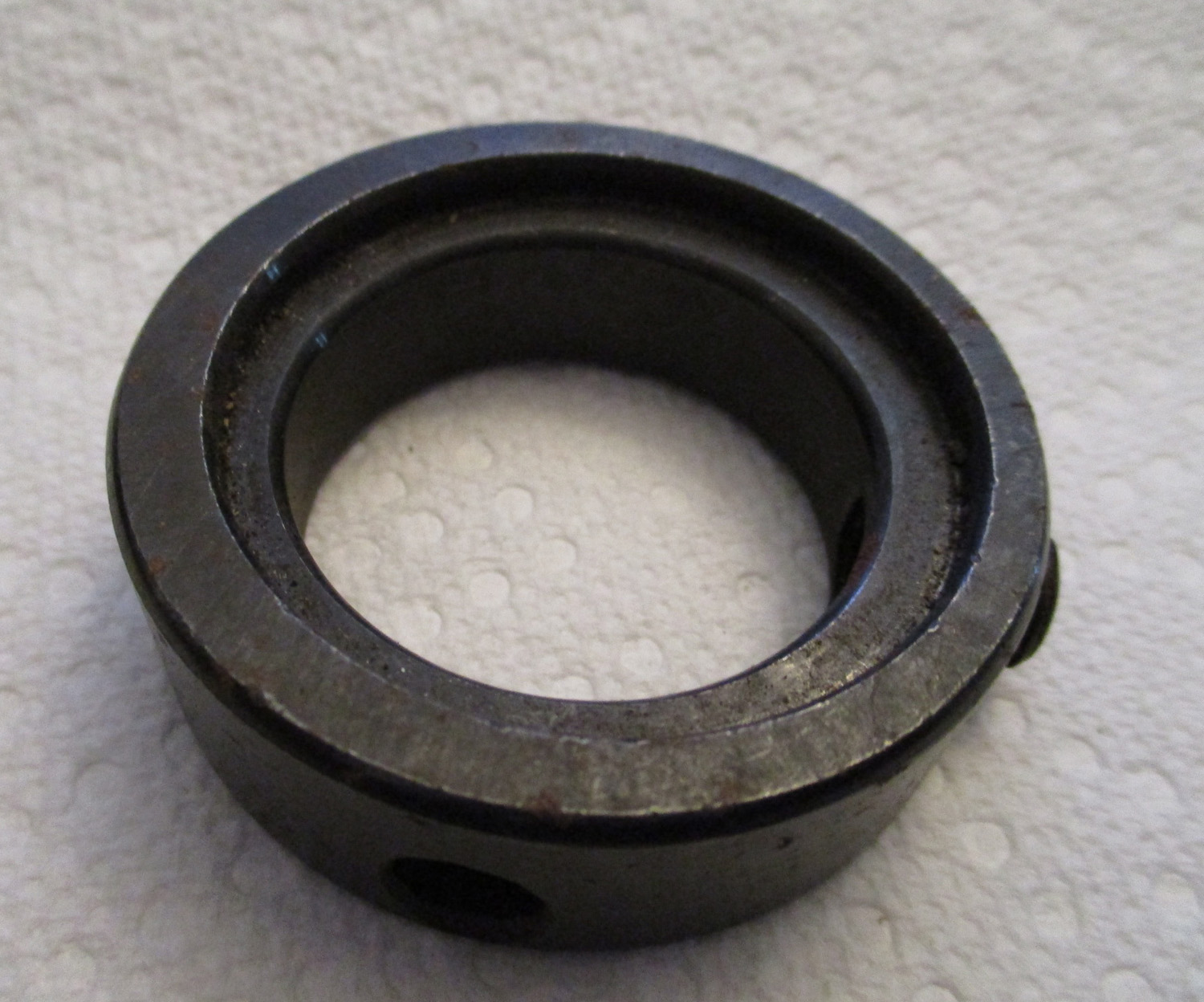 Coupling 2 3/16&Amp;Quot;Od 1 1/2&Amp;Quot;Id 3/8-24 Thd Sz