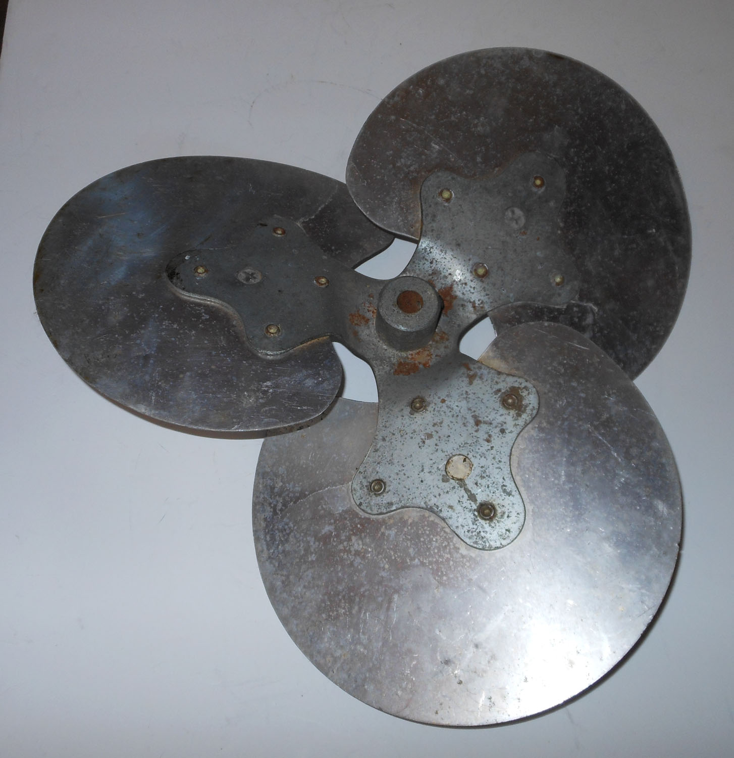 Blades (3) Fan 15 1/2" OD 5 Blades (3) Fan 15 1/2" OD