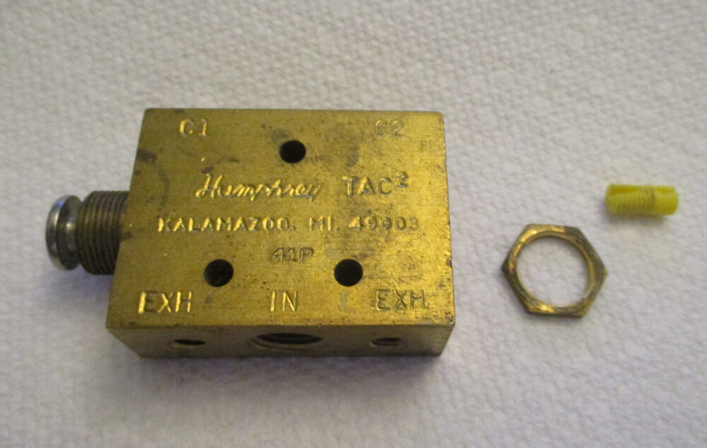 Valve, Air 4 Way Push Button 3 Valve Air 4 Way Push Button