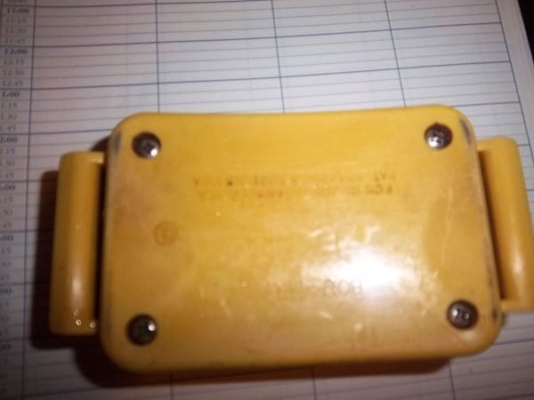 Tag Cowtrakker Yellow