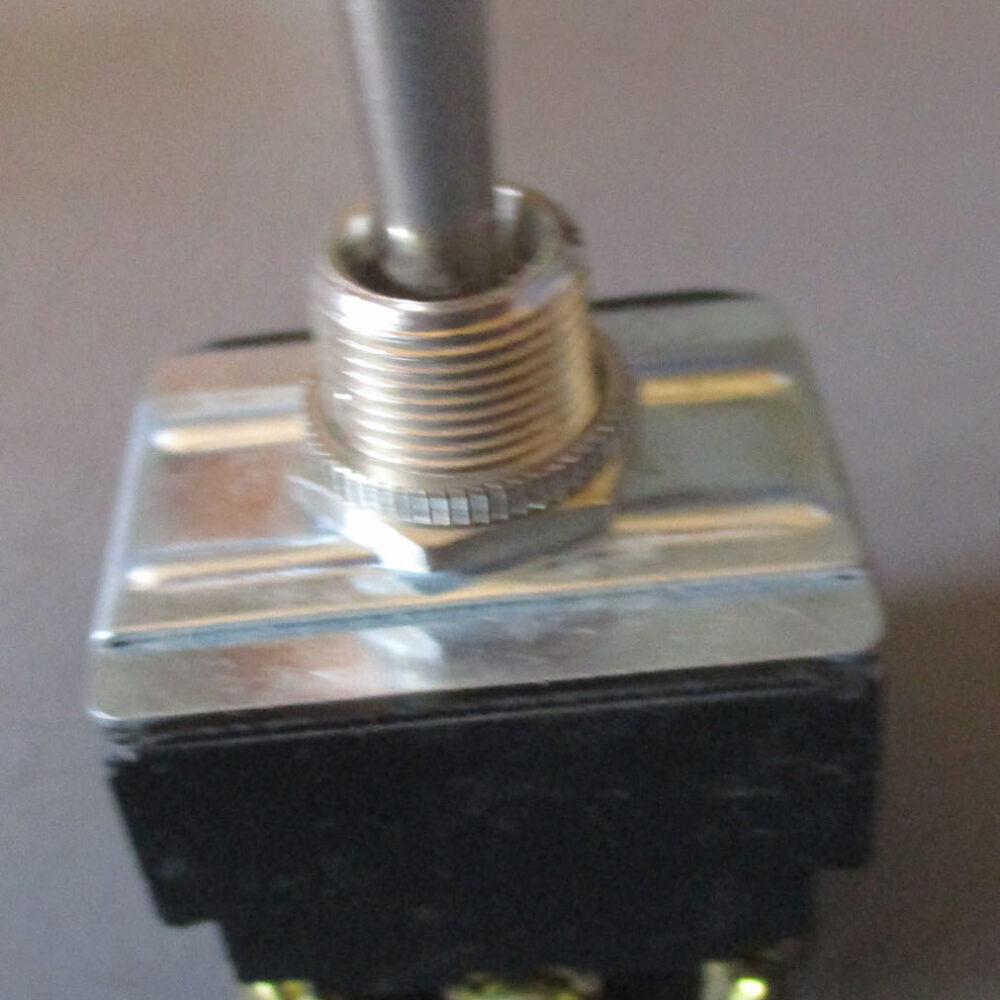 Switch 3 Position 3 Pull Maintained Decomatic