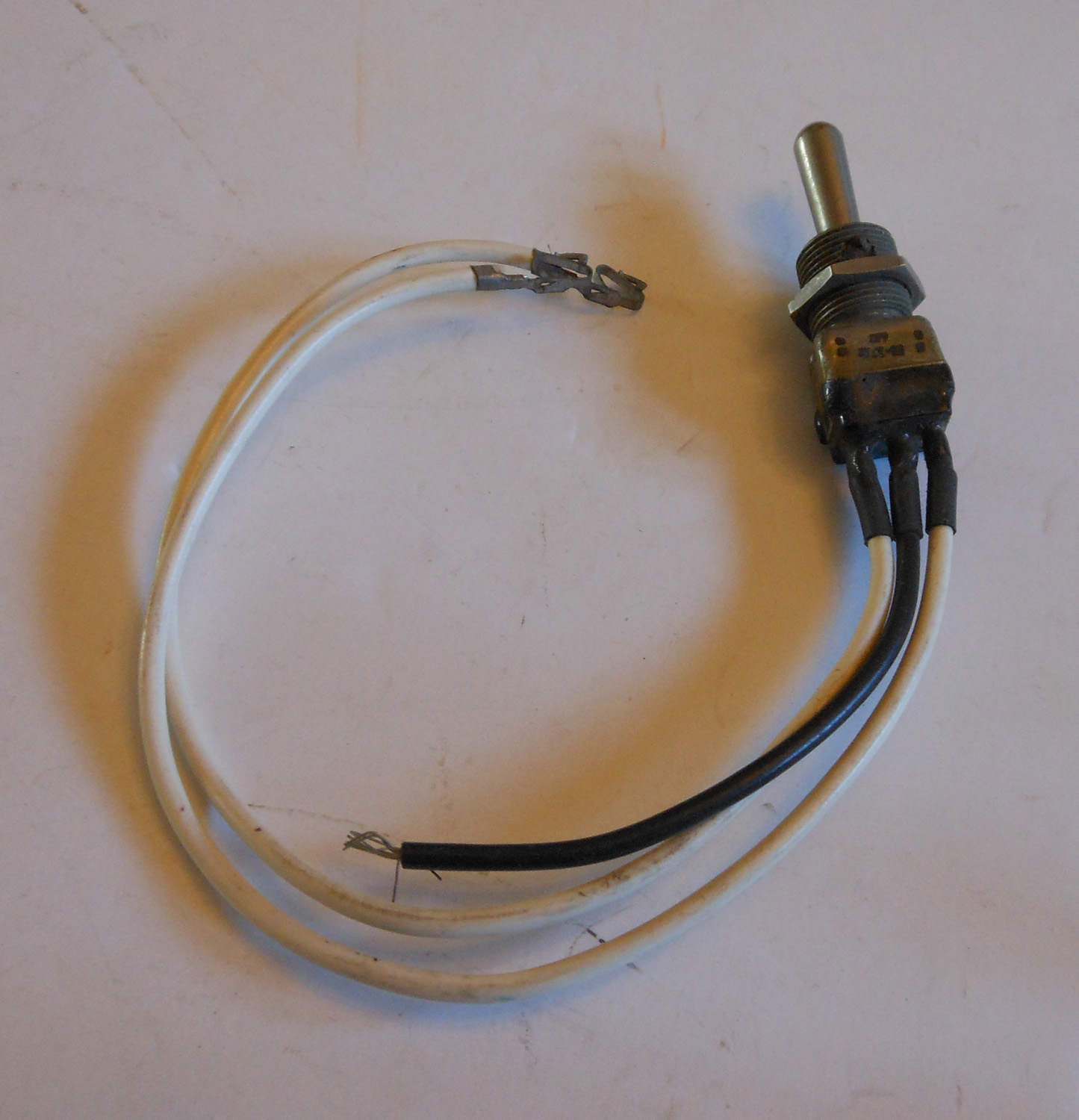 Toggle Switch, Surge 3 Switch Toggle Surge