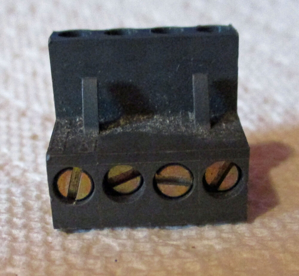 Terminal Black 4 Place 3/4&Amp;Quot;W