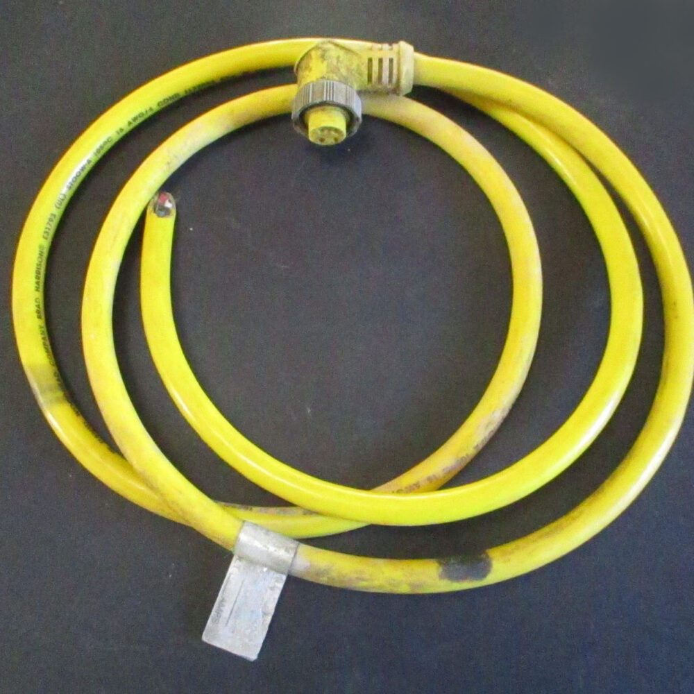 Cable Comm. 4-Pin Female 90° Plug 5'L
