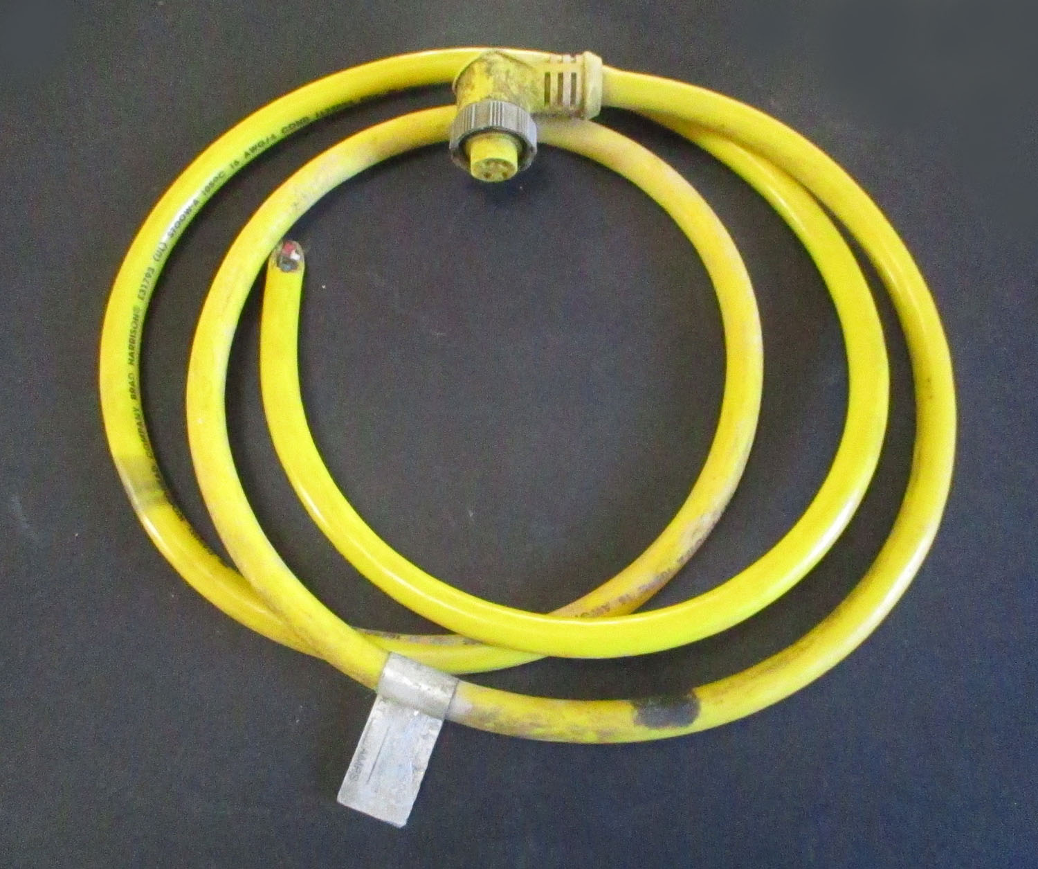 Cable Comm. 4-Pin Female 90° Plug 5'L