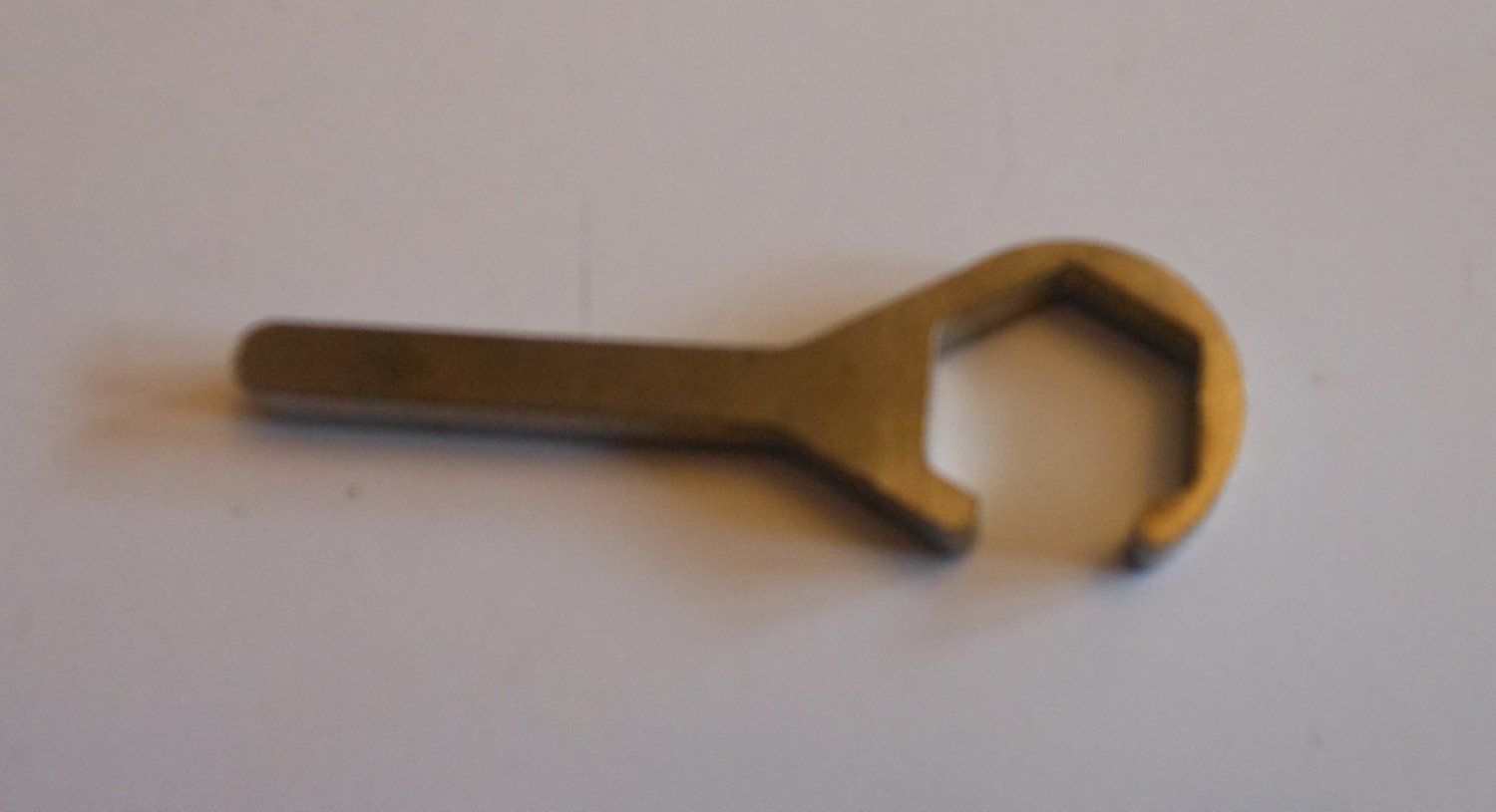 Wrench Detacher