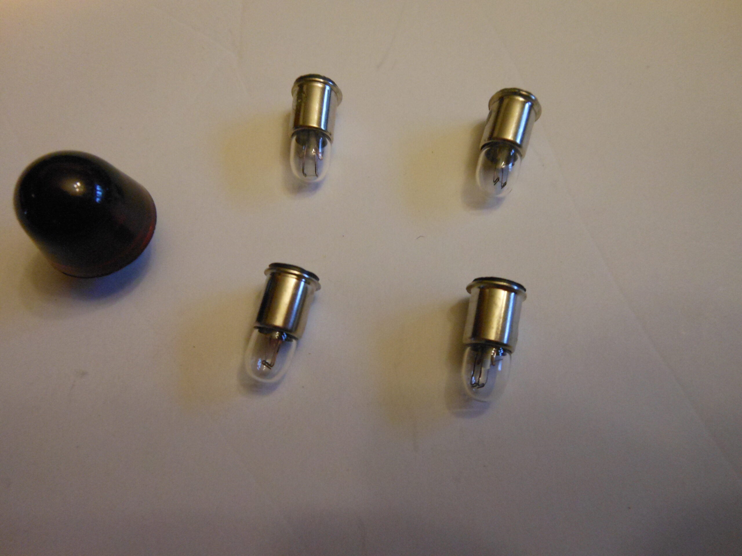 Lamps, Miniature w/Red Lens, Pkg./4 3 Lamps Miniature w/Red Lens Pkg of 4
