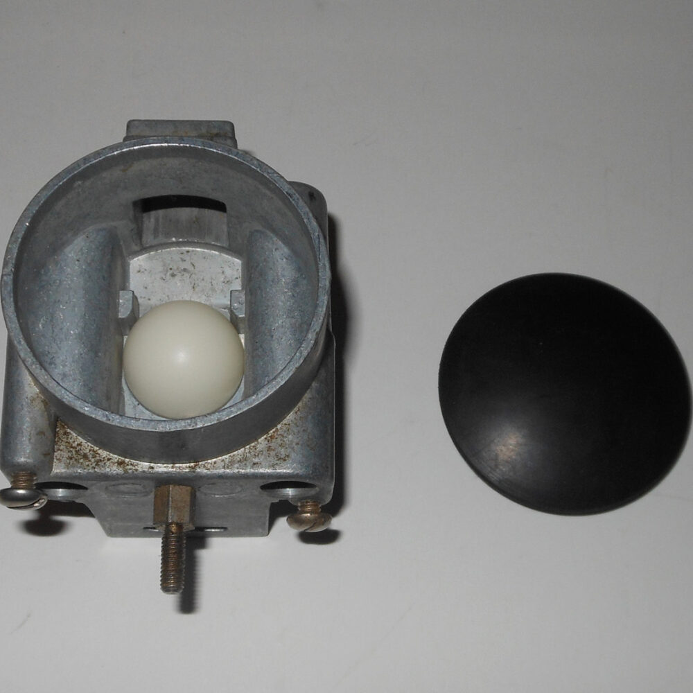 Stallcock Clamp-On Square W/Cap &Amp; Ball
