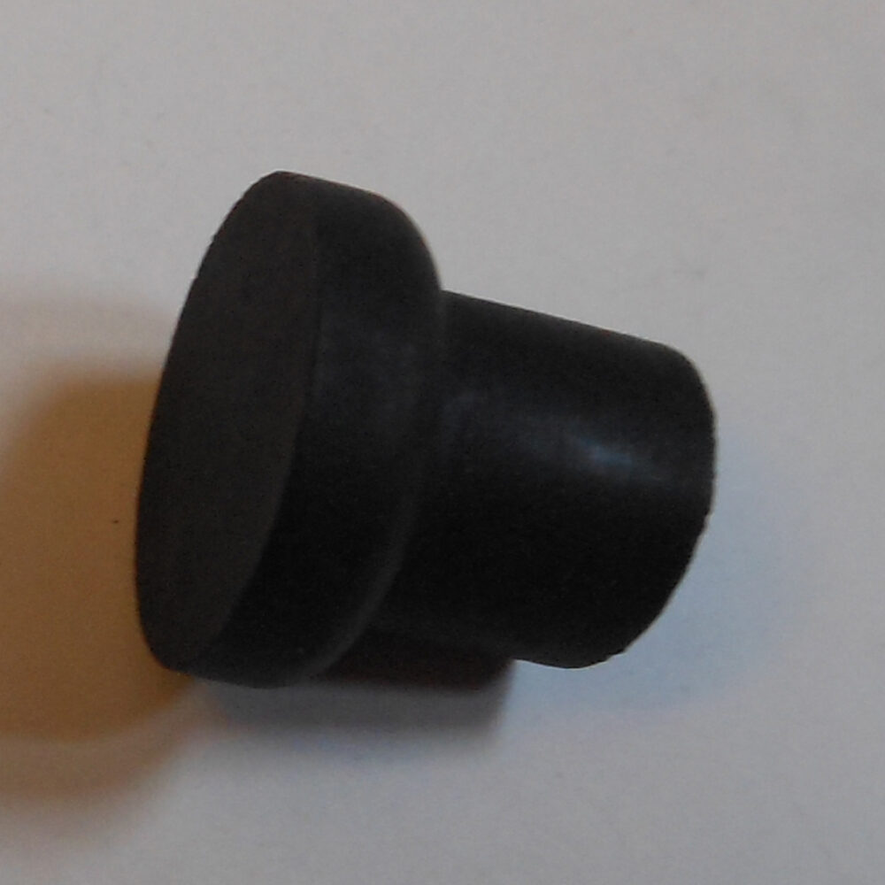 Claw Bottom Plug