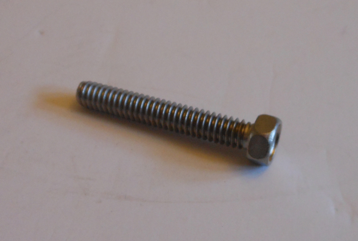 Claw Screw