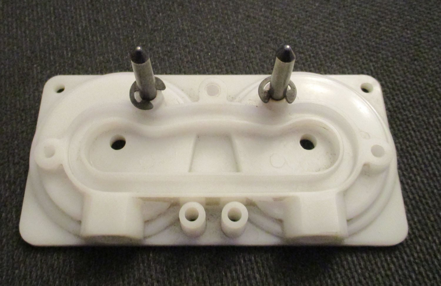 Pulsator Base Stanchion Bottom for Boumatic Pulsator