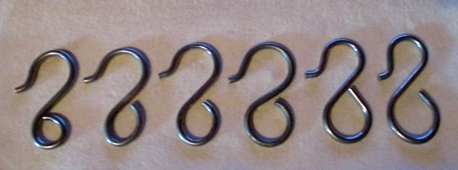 Hook Hose 2 1/4" L thru 2 7/16"L