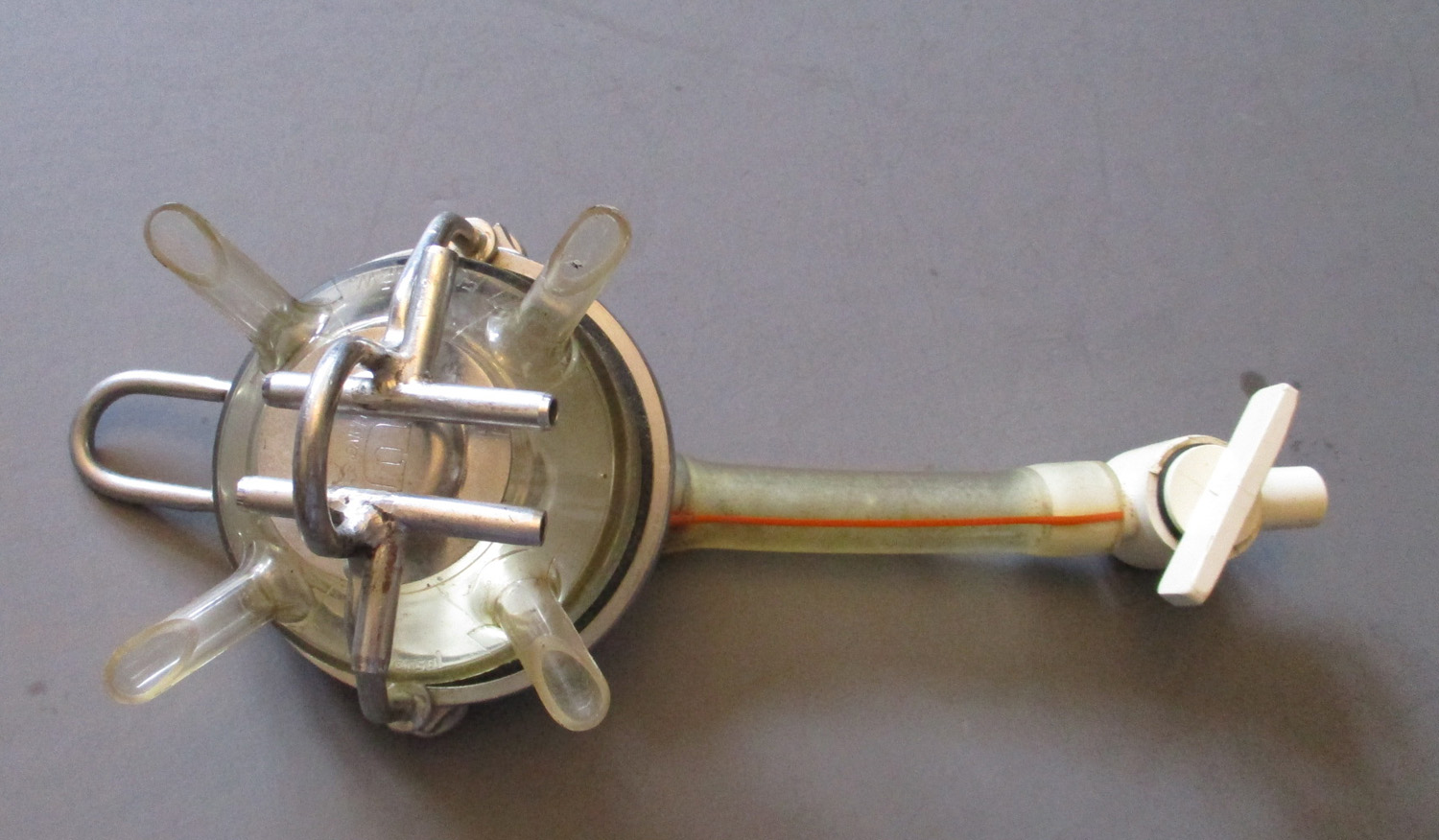 Claw Top Unload W/Shutoff