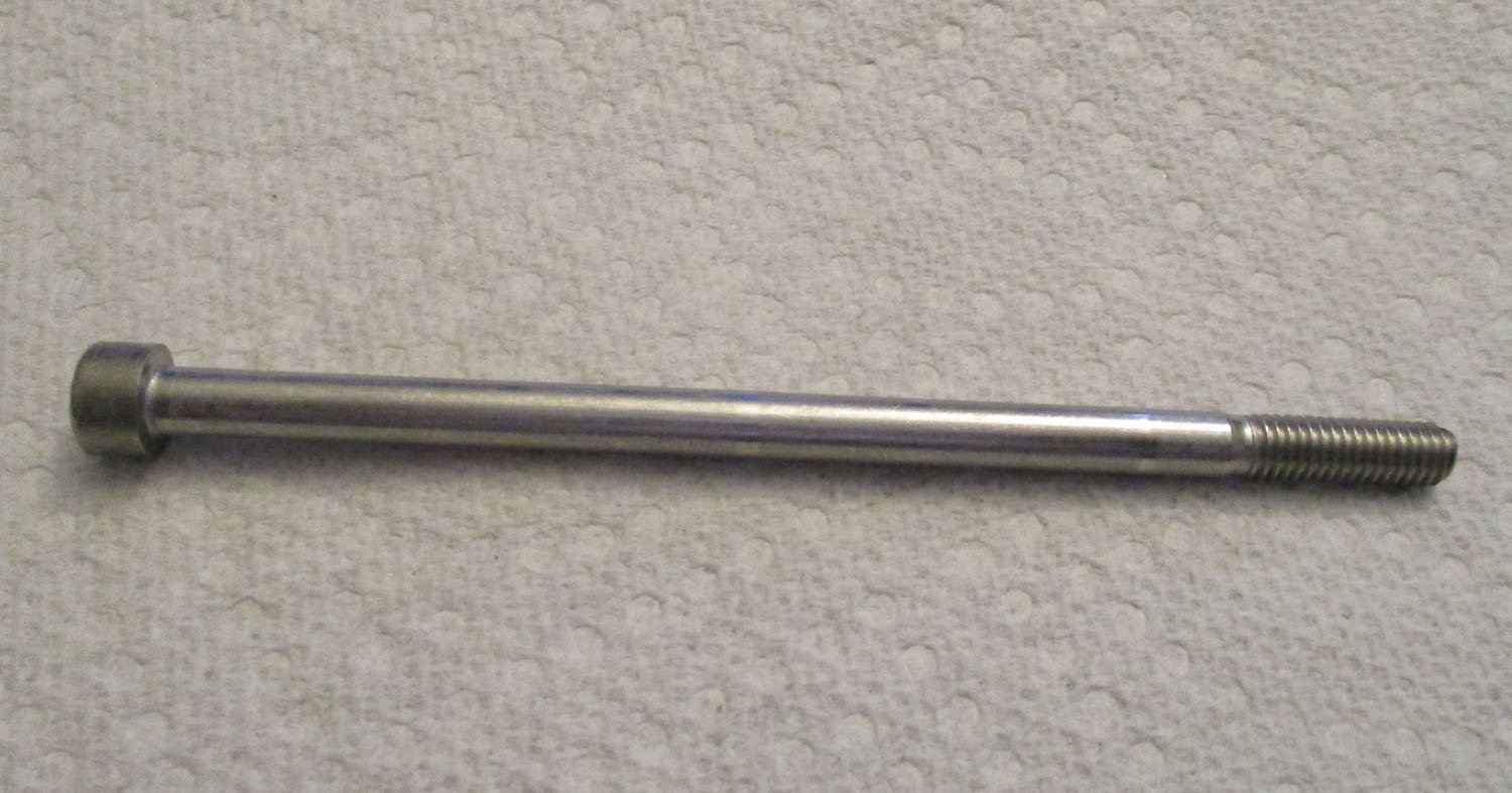 Bolt Metric Claw Classic 300 4 11/16&Quot;L M6-1.0 Thd Sz