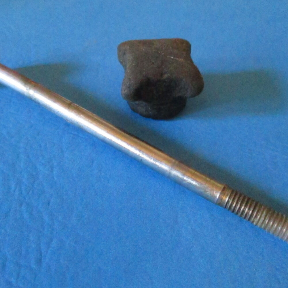Screw W/ Star Knob Classic Claw 4 1/2&Quot;L M6 X 110Mm