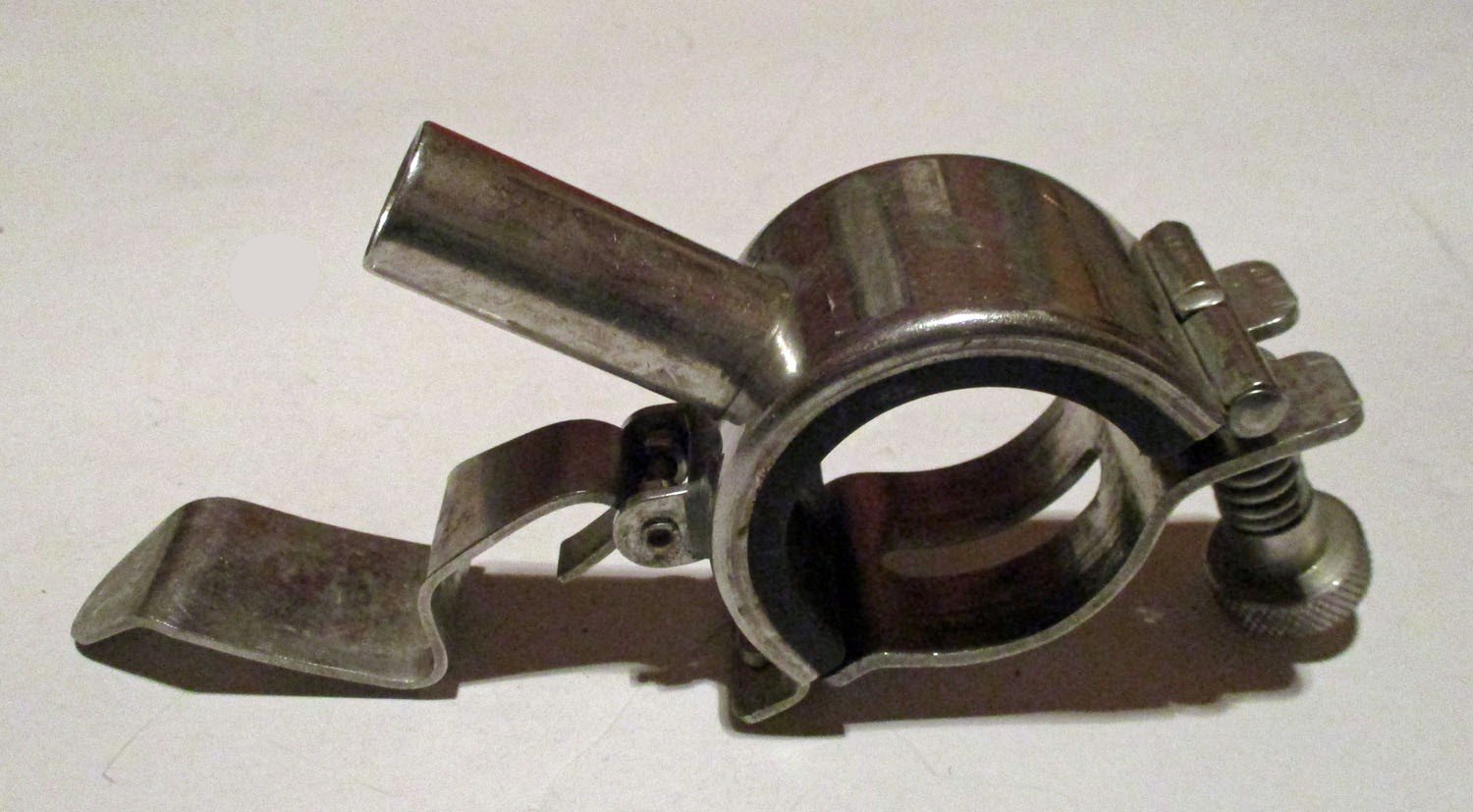 Nipple Clamp-On 1 7/16"ID