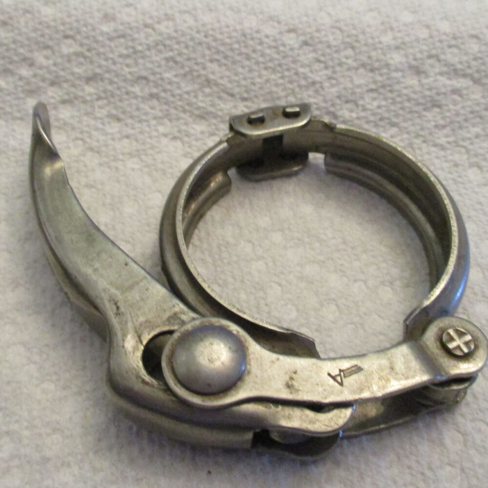 Clamp Snap W/O Pin For 1 1/2&Quot; Pipe