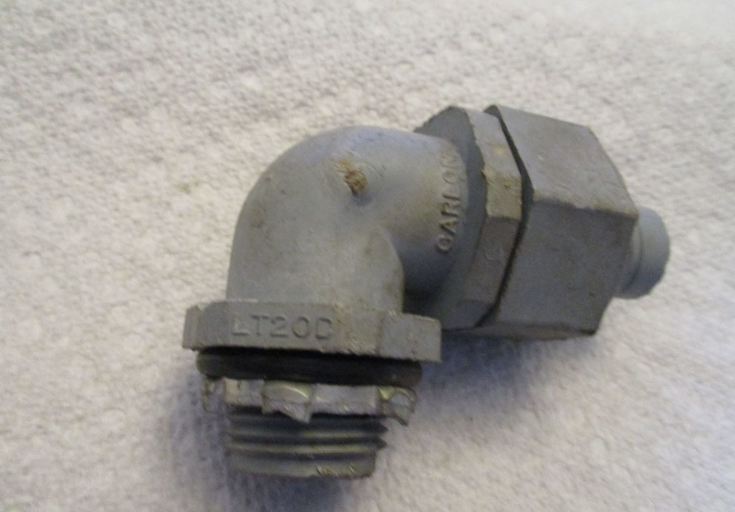 Connector Conduit 90° THD 11/16"OD 3 Connector Conduit 90° THD 11/16"OD