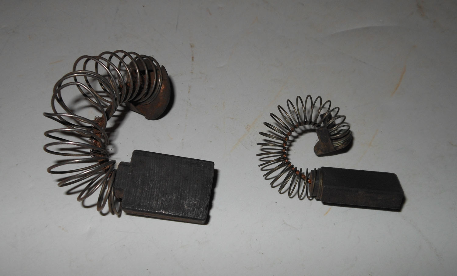 Brush Carbon For A Fractional Hp Motor Pkg Of 2