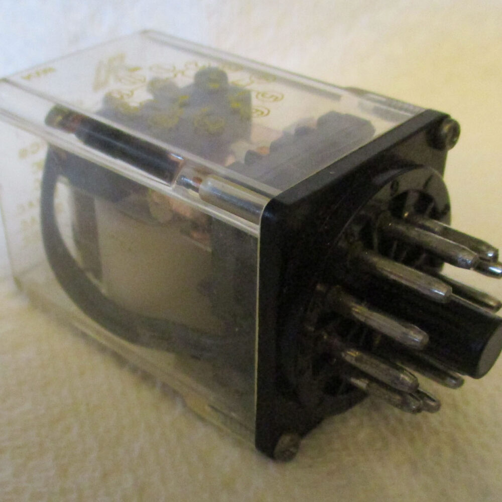 Relay 24-28Vdc 120-240Vac 10-5Amp 1/6-1/3 Hp