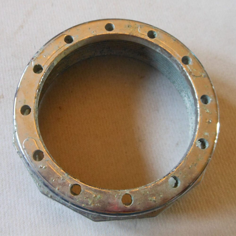 Nut Metal Female Shiny 2 3/4"ID